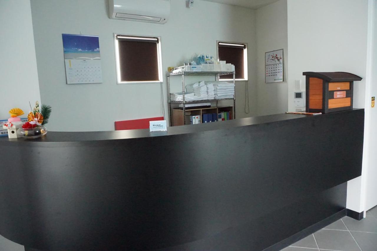 Mr.Kinjo Inn Children Medical Care Center Haebaru Buitenkant foto